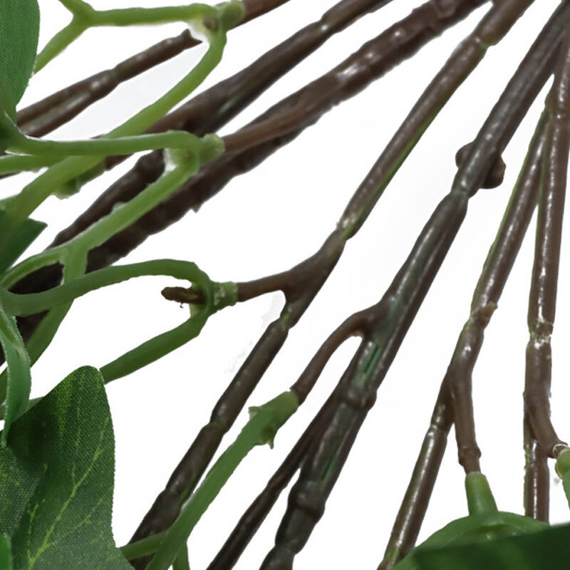 faux-ivy-trailing-vine‑wedding‑arch‑decor
