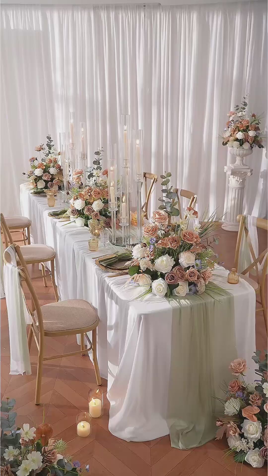 vintage-table-floral-centerpiece