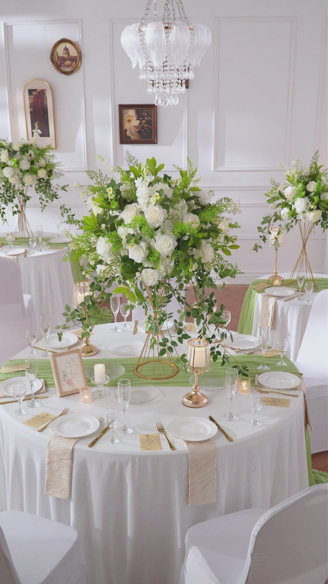cascading_green_floral_arrangement