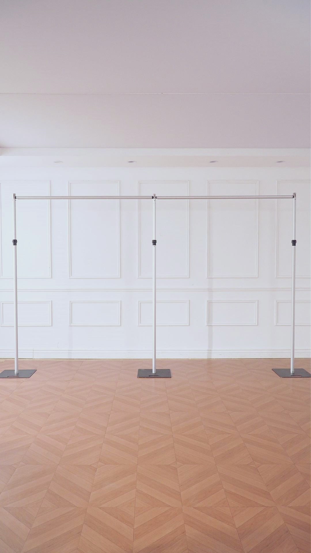 Event rental grade backdrop stand kit for stylists