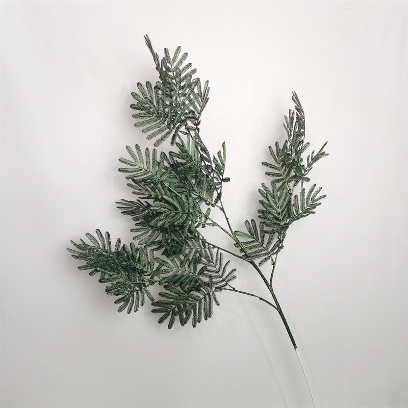 white_mimosa_leaf_wreath_making