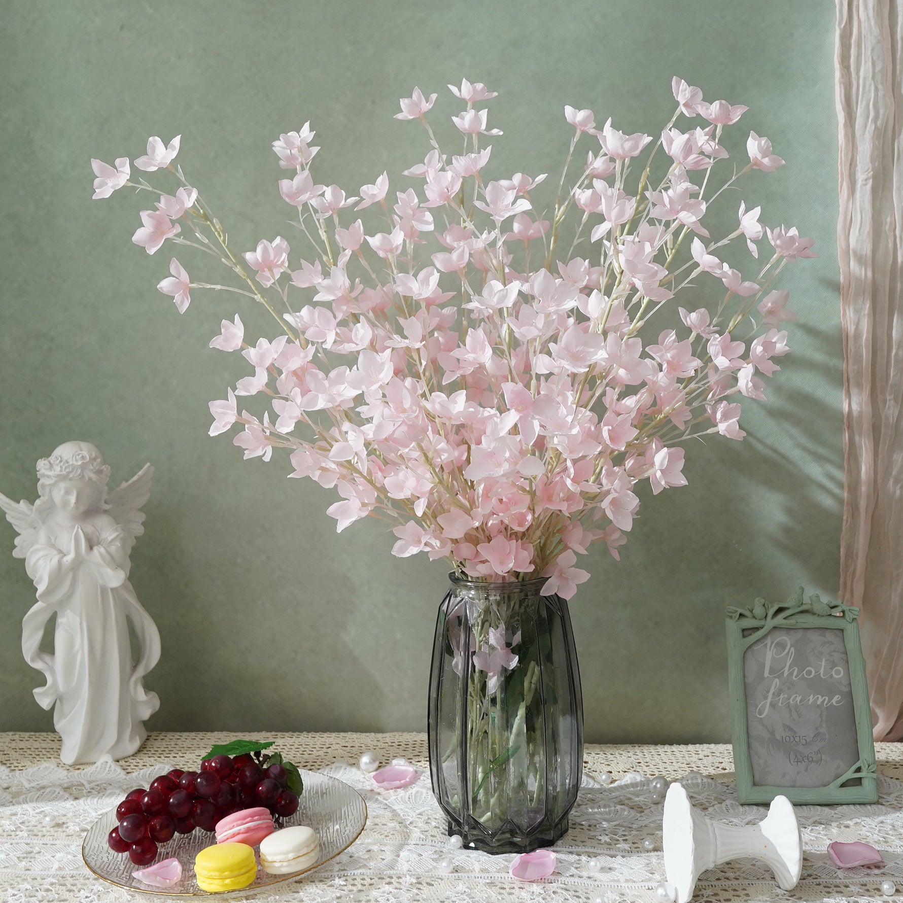 ceremony-backdrop-hanging-cascading-flowers