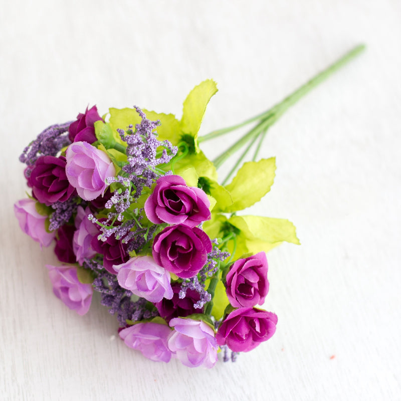 fake_rose_bud_hot_pink_stem_detail