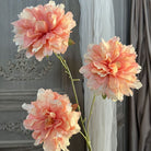 faux_blooms_luxury_look