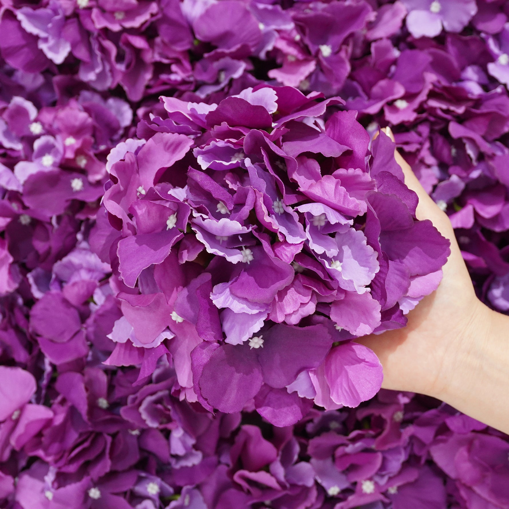 faux-hydrangea-wedding-decor