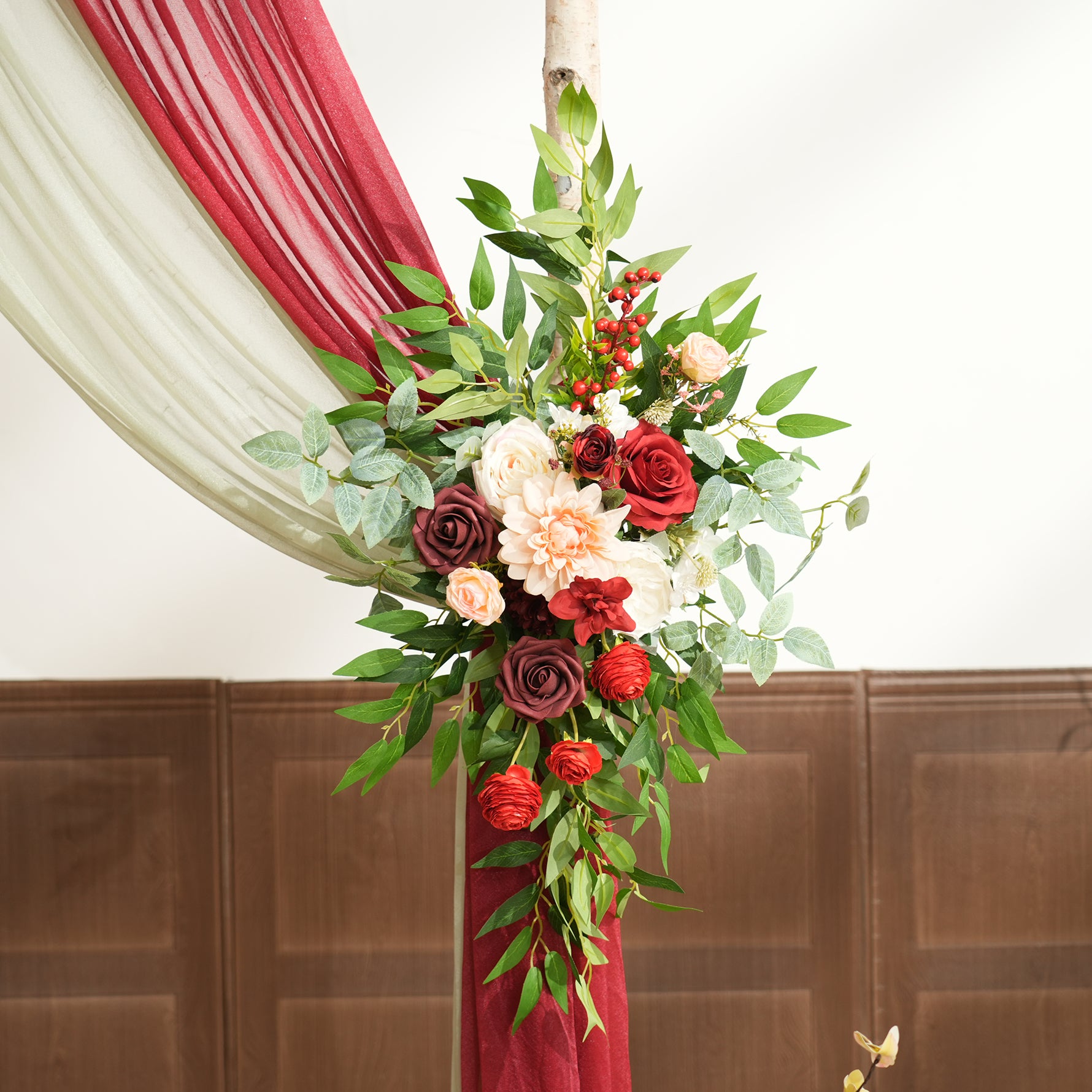 A9060 Artificial Red White Greenery Hanging Flower Wedding