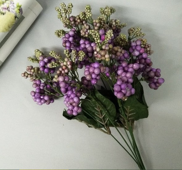 creamy_white_artificial_berry_bouquet