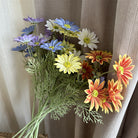 bundled_summer_daisy_stems