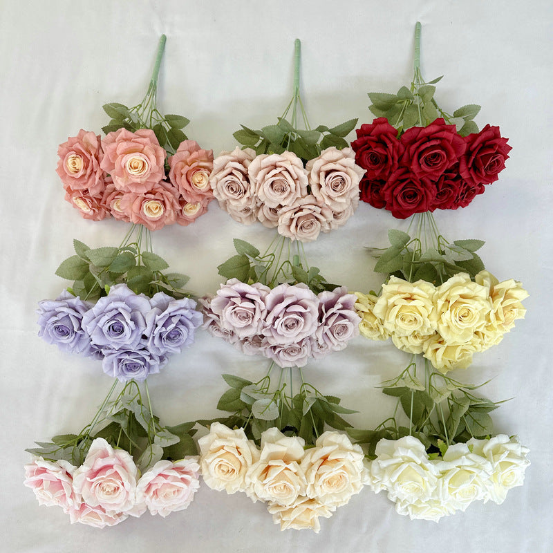 lilac_mauve_rose_bunch_closeup