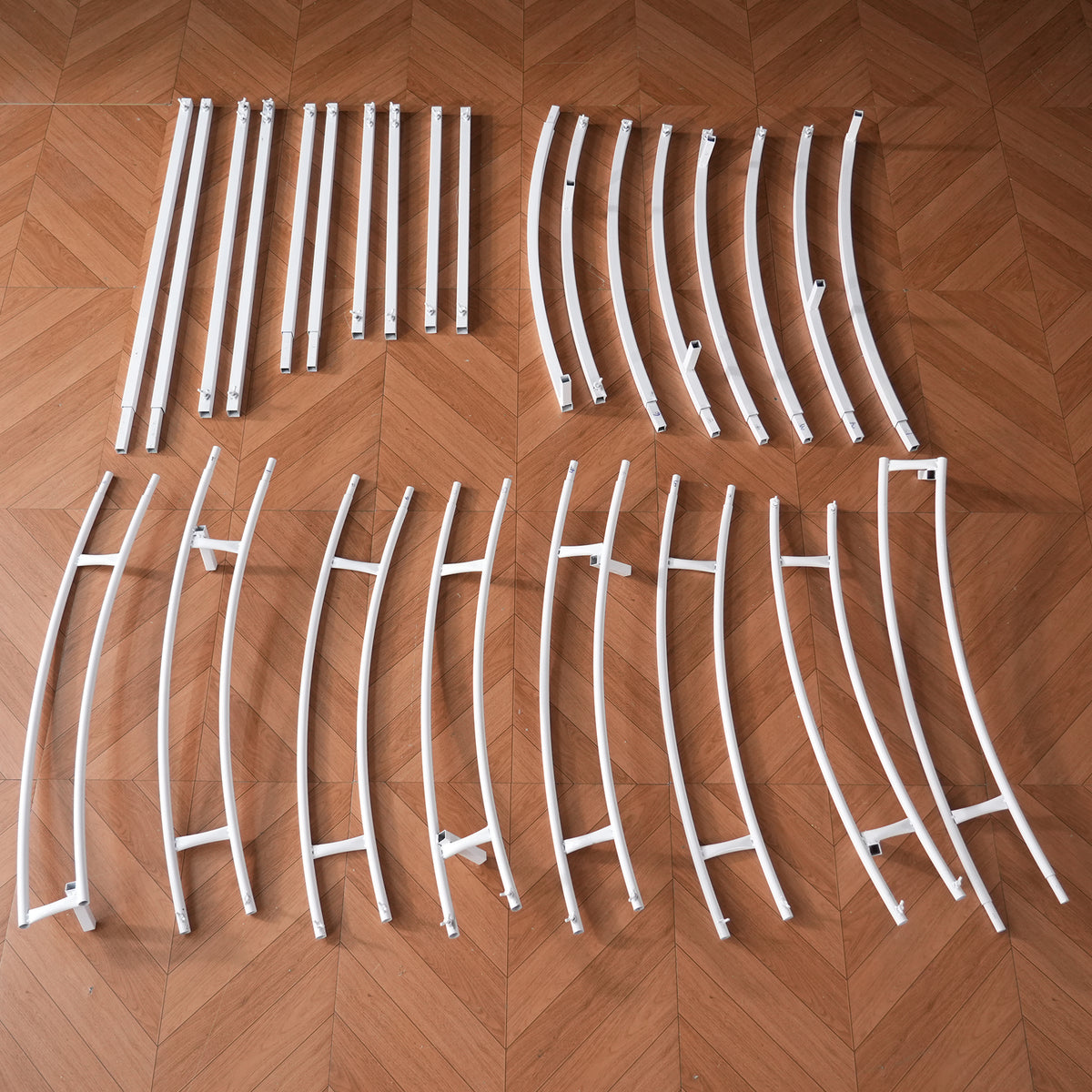 Bare C frame metal structure for custom wedding floral design