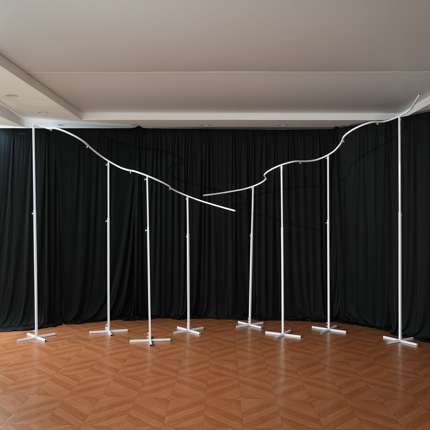 wedding_backdrop_light_coffee_drape