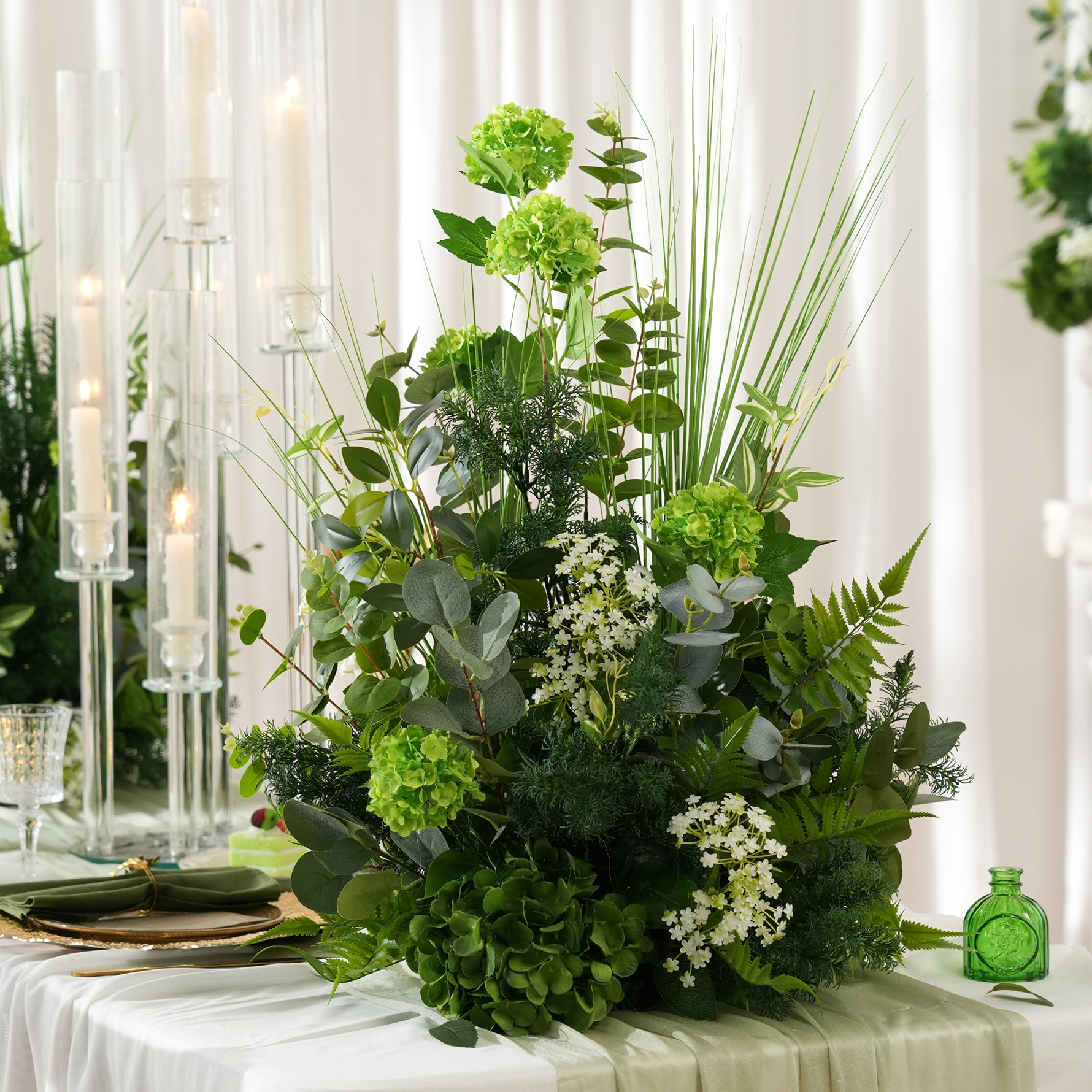 modern-green-floral-table-decoration