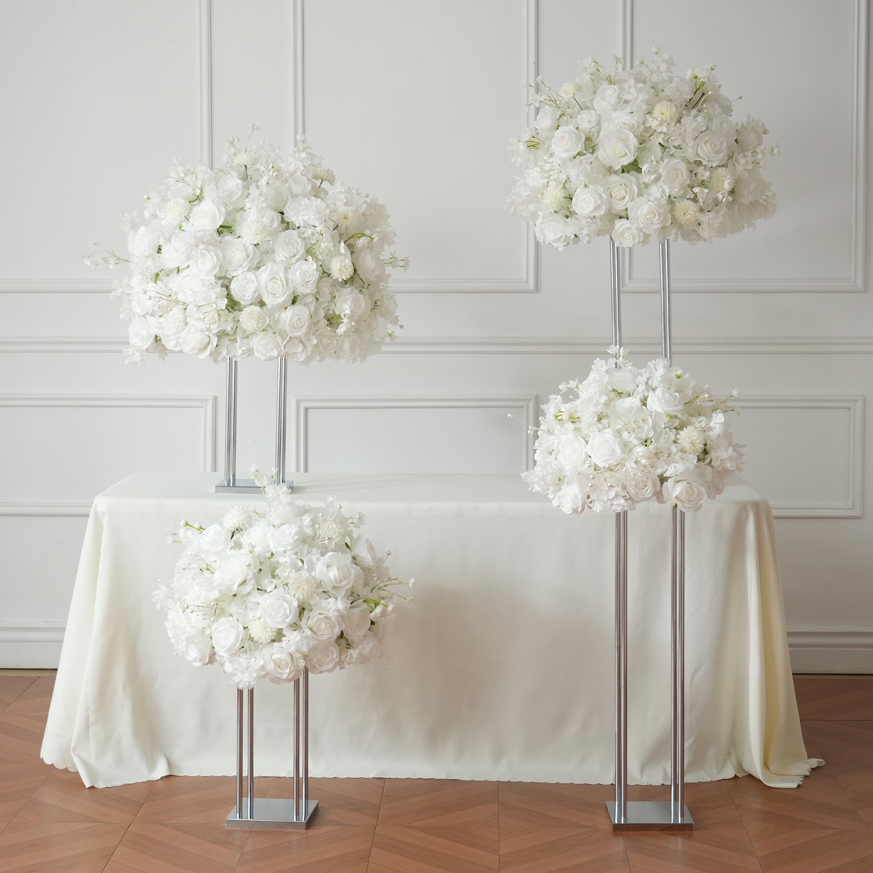 Timeless White Rose Table Arrangement for Luxury Wedding Ambience