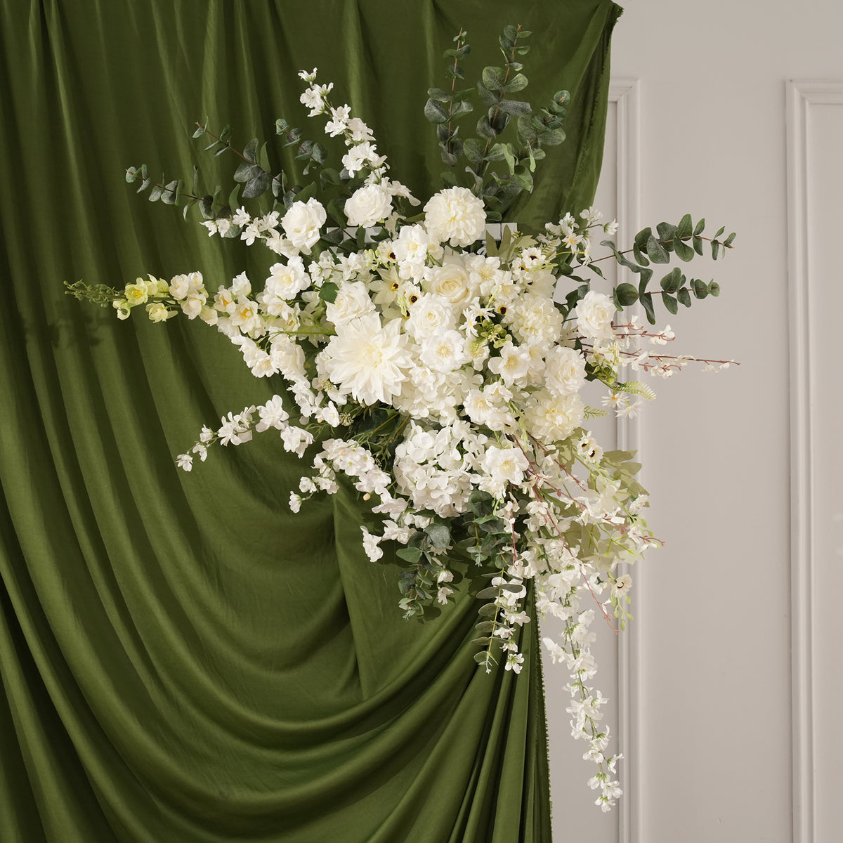 Floor flower bundle lining wedding aisle sides